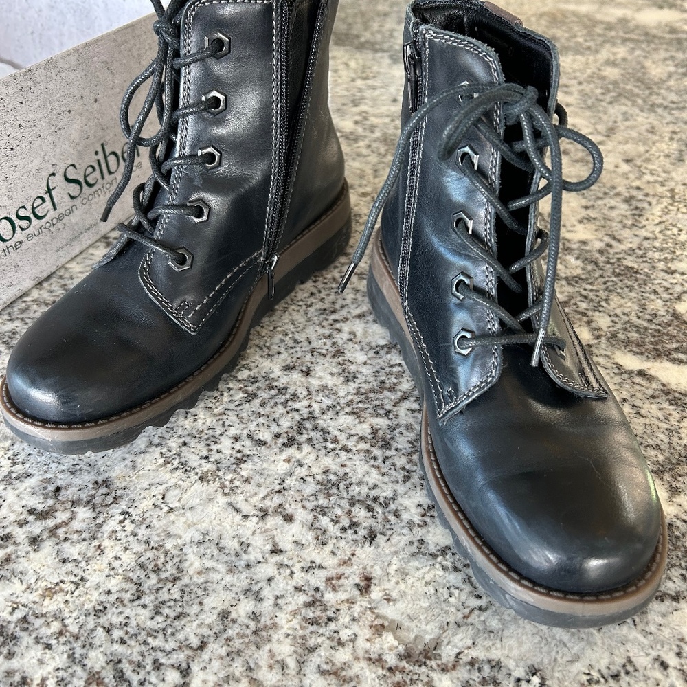 Josef Seibel combat booties
